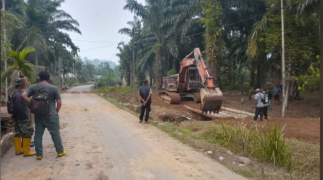 Jembatan Sementara Dibangun di Jambo Papan, Akses Antar Kecamatan Tetap Terjaga
