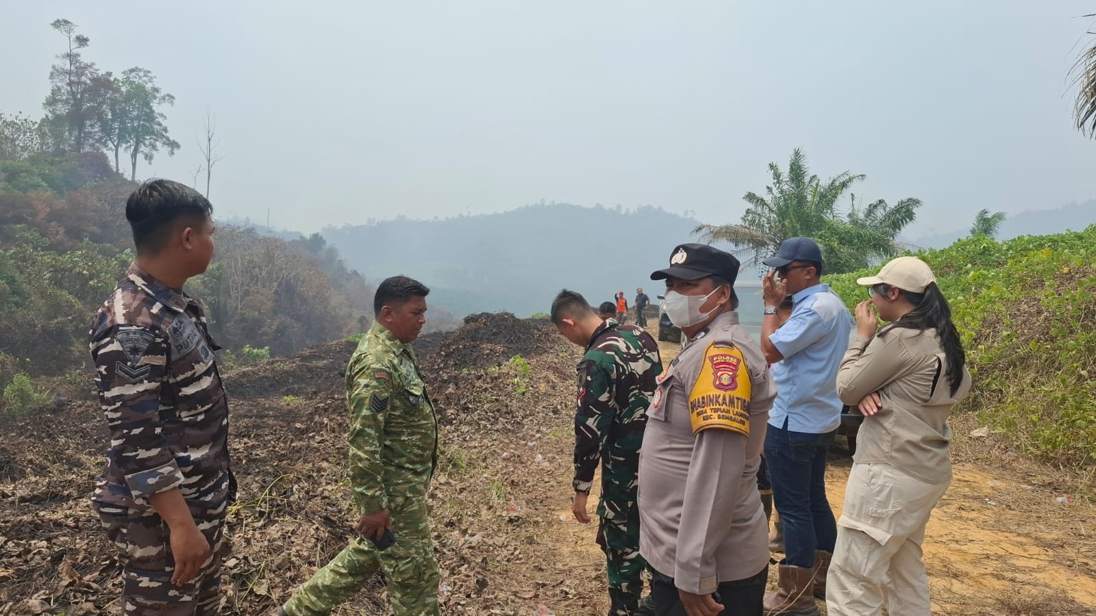 Akses Jalan Tak Ada, Titik Api di Tepian Langsat Sulit Ditangani