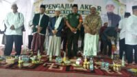 Pengajian Akbar di Kongbeng Hadirkan KH. Ahmad Haetami Daenuri Pengajian Akbar di Kongbeng Hadirkan KH. Ahmad Haetami Daenuri