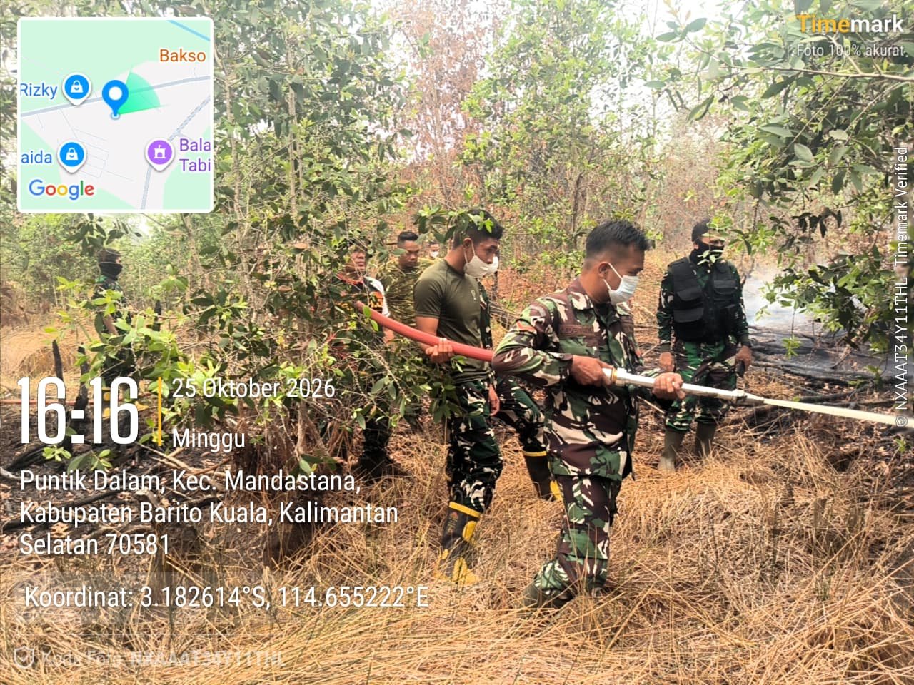 ‎Kodim 1005/Barito Kuala – Tim Gabungan Berjuang Kuasai Karhutla di Desa Puntik Dalam‎