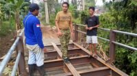Dandim 1003/HSS Turun ke Lapangan, Pastikan Pembangunan Jembatan Garuda Berjalan Optimal Dandim 1003/HSS Turun ke Lapangan, Pastikan Pembangunan Jembatan Garuda Berjalan Optimal