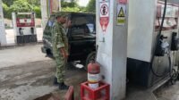 Cegah Gangguan di Fasilitas Umum, Babinsa Lakukan Pemantauan di SPBU Panga Cegah Gangguan di Fasilitas Umum, Babinsa Lakukan Pemantauan di SPBU Panga