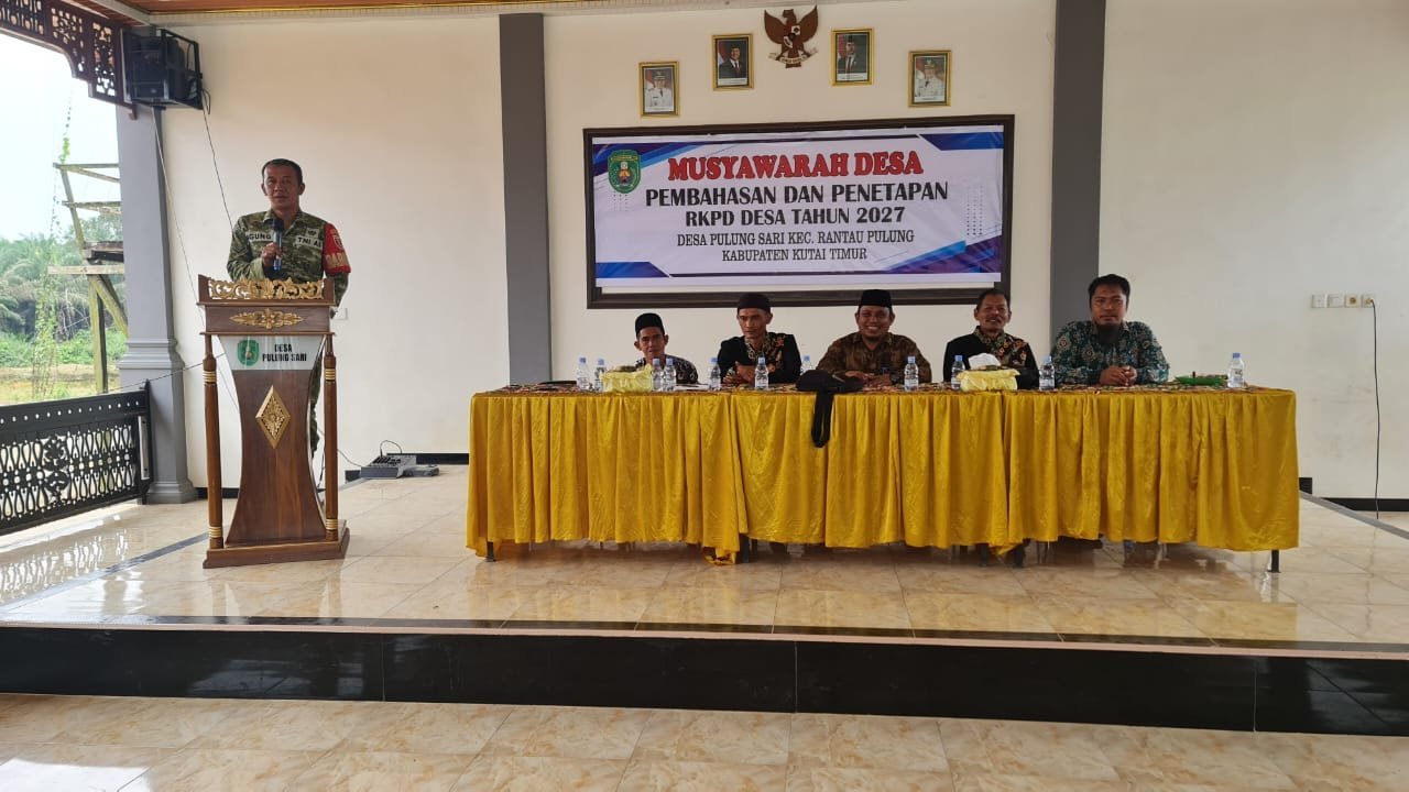 Musdes Pulung Sari Putuskan Prioritas RKPDes 2027, Babinsa Serda Agung Beri Informasi Rekrutmen TNI