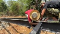 Progres 58% Pembangunan Jembatan Garuda Tahap VII di Salam Babaris Dorong Konektivitas