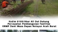 Anggota Kodim 0105/Aceh Barat Turun Tangan Percepat Pembangunan KNMP di Samatiga