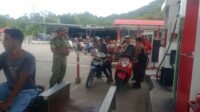 Koramil 01/Jaya Tingkatkan Kewaspadaan terhadap Gangguan Keamanan di SPBU Koramil 01/Jaya Tingkatkan Kewaspadaan terhadap Gangguan Keamanan di SPBU