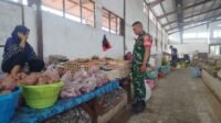 Koramil Baranti Lakukan Inspeksi Pasar untuk Pantau Sembako dan Harga