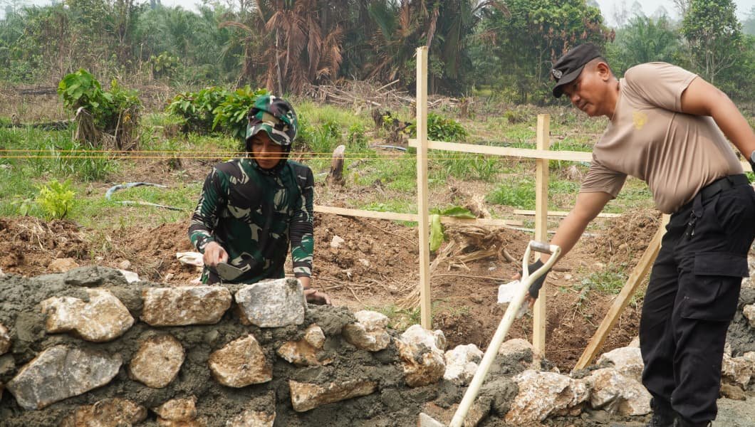 Mewujudkan Desa Mandiri Melalui Kolaborasi TNI, Polri, dan Masyarakat