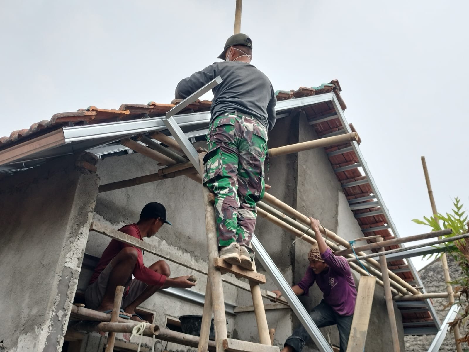 Transformasi Hunian Bapak M. Syafi’i Melalui Program TMMD TNI